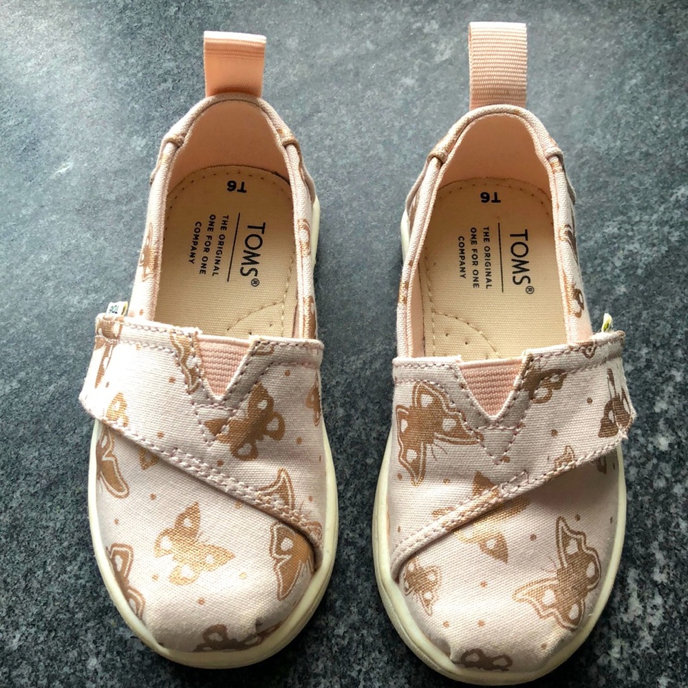 Toms Toddler Girl 6 slip on shoes